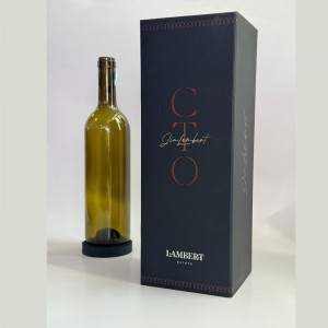 Sophisticated Red and Black Foldable Wine Box